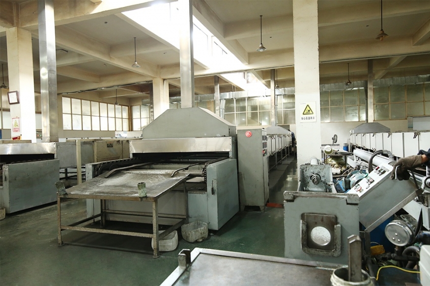 生産(chǎn)設備 生産設(she)備